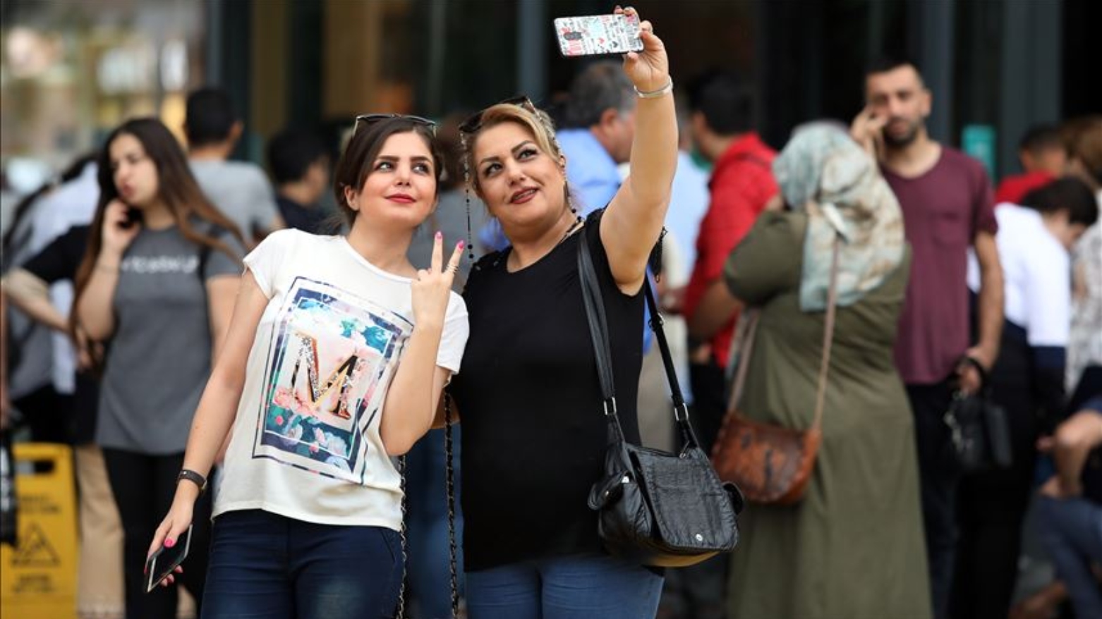 ایرانی‌ها در وان ترکیە/ عکس از خبرگزاری آناتولی